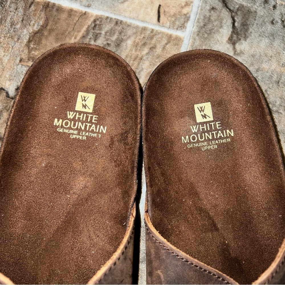 NEW White Mountain Helga Brown Double Strap Leather Slide Sandals - Picture 3 of 12